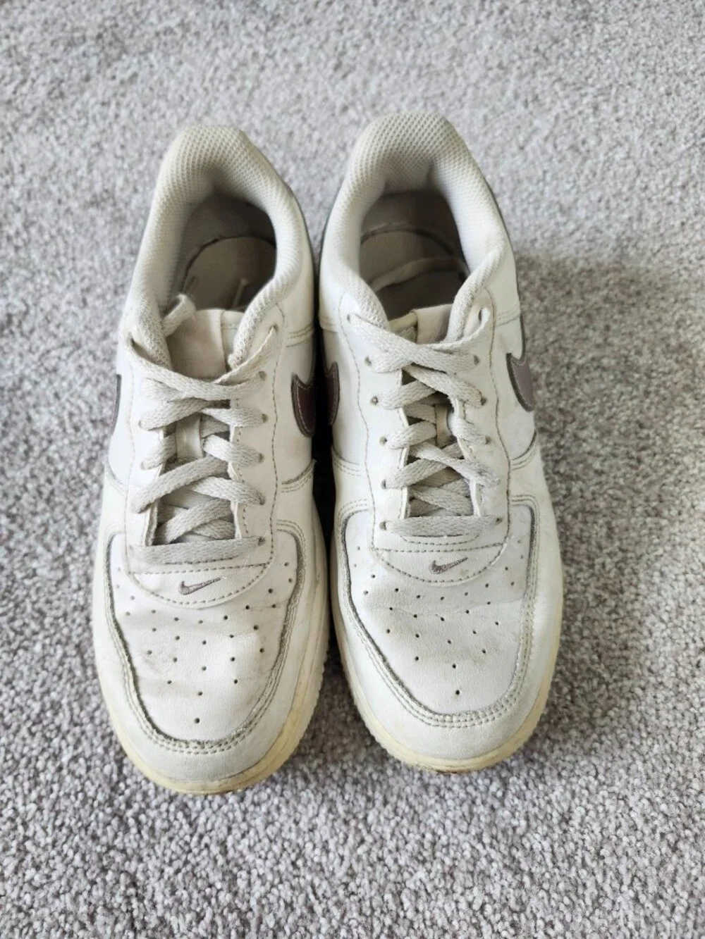 Girl's Nike Air Force 1 White Sneaker / Size: 3Y